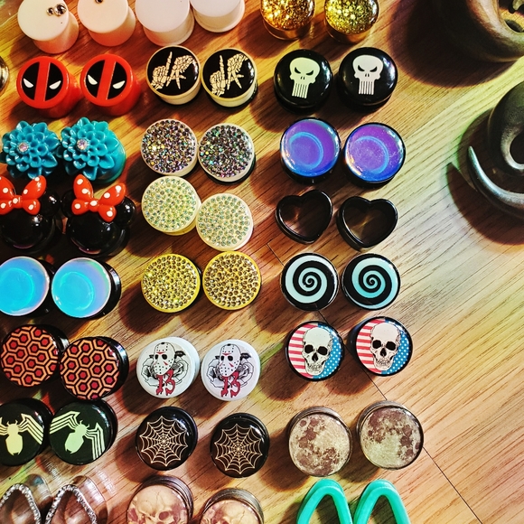 Plug collection - Picture 4 of 4